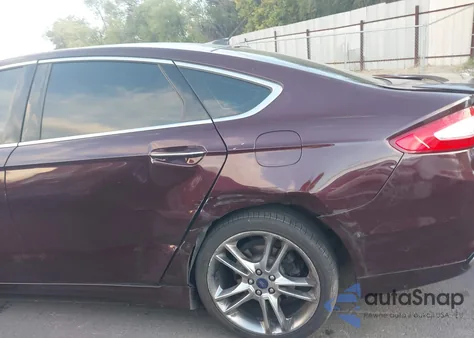 2013 Ford Fusion Titanium z USA, uszkodzony, nr VIN 3FA6P0D98DR279160